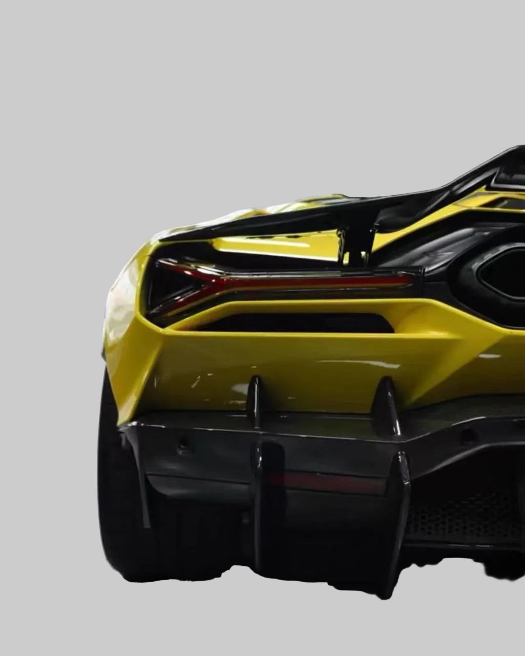 Carbon Fiber OEM Style Kit For Lamborghini Revuelto