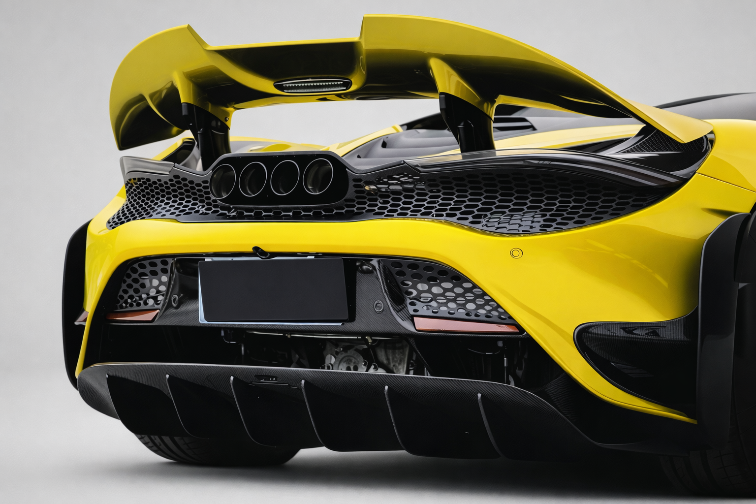 Модернизированный обвес 765LT Style для McLaren 720S