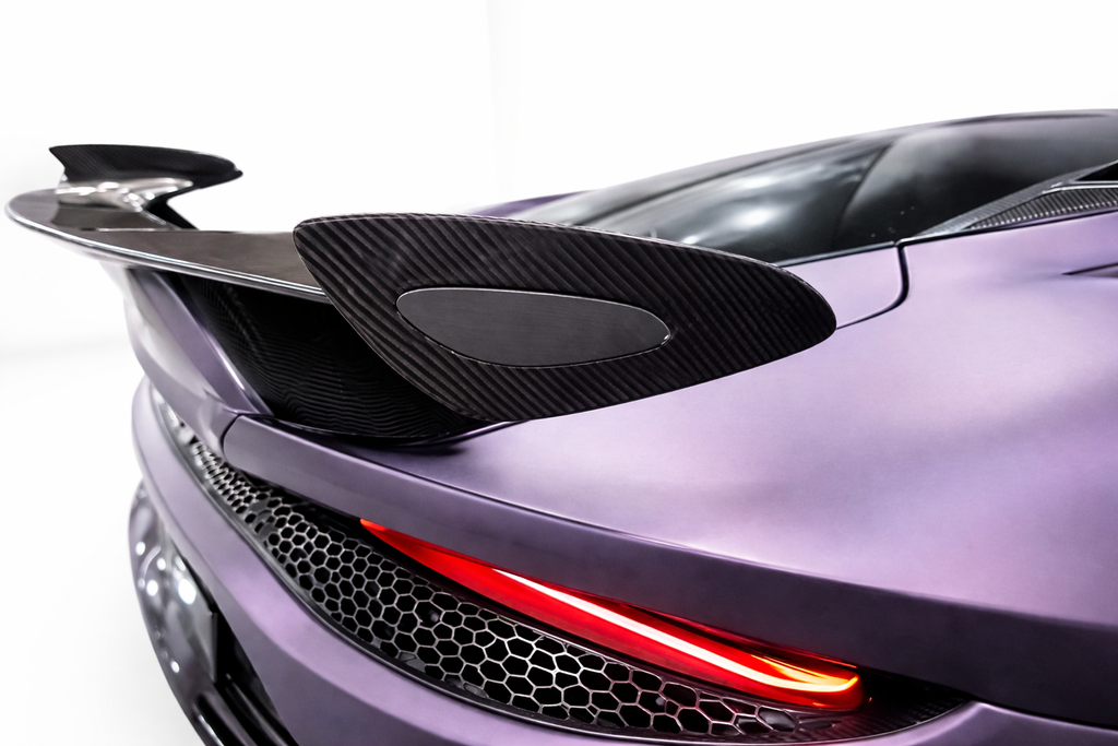 Задний спойлер из карбона в стиле M для McLaren GT
