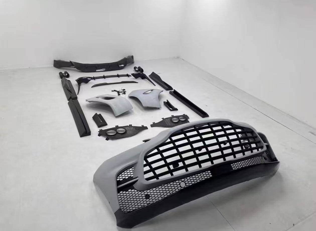 Upgrade 707 Style Bodykit For Aston Martin DBX